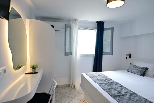 bedroom 25