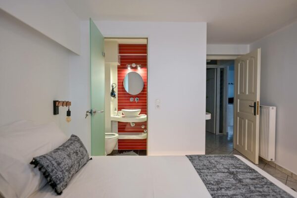 bedroom 26